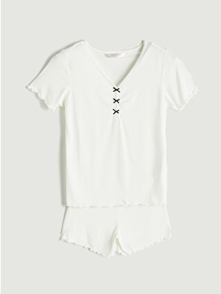 لون وردي باهت