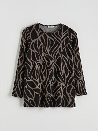 لون بني داكن مطبوع