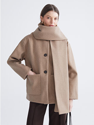 لون أزرق داكن