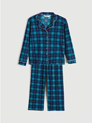 لون أزرق داكن تشيك