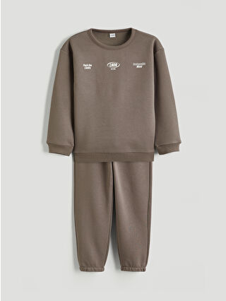 لون وردي متوسط