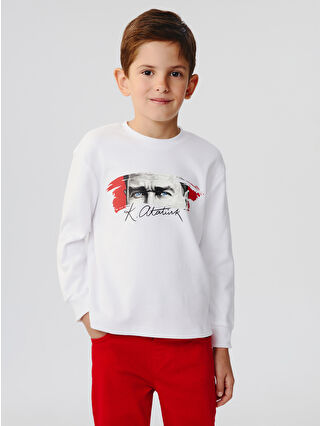 Alwaysせんよう LCW Kids Beyaz Bisiklet Yaka Baskılı Uzun Kollu Erkek Çocuk Tişört