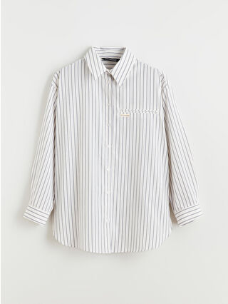 لون أزرق فاتر مخطط