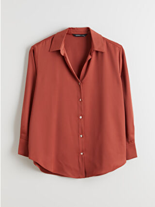 ثوب نوم بياقة على شكل حرف V للنساء من تشكيلة دريم من Lcw