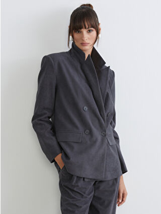 لون أخضر مائي