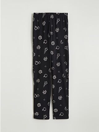 لون فانيلا مطبوع