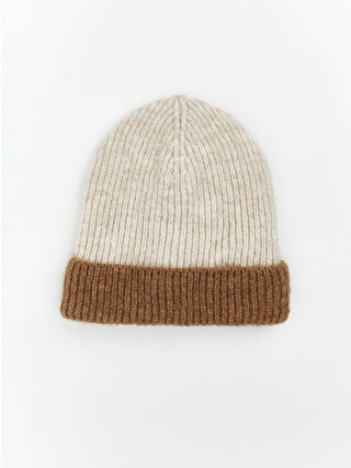 لون المغرة الأصفر