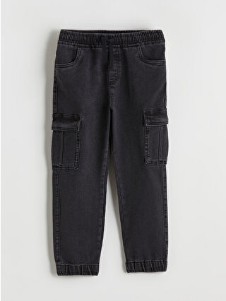 لون روديو أسود