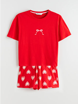 لون أحمر مطبوع