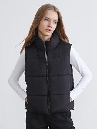 XSIDE Women's Stand-Up Collar Padded Vest - S6AT73Z8-CVL | LC Waikiki