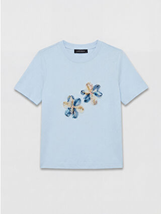 لون أزرق فاتح