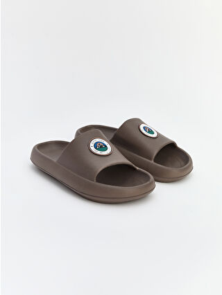 لون كاكي فاتح