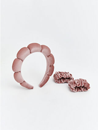 لون أزرق نيلي داكن