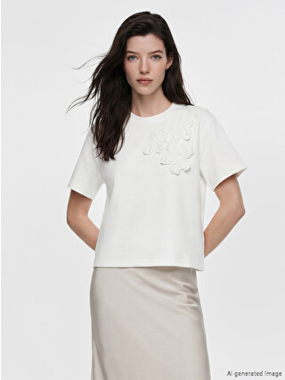 LCW Comfort Flower Applique Soft Touch Women's T-shirt - S6A081Z8