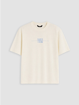 Ekru