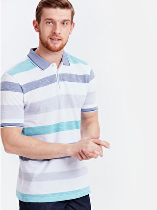 لون أخضر نعناعي مخطط