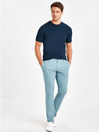 لون أخضر أكوا