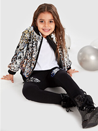 أسود جديد