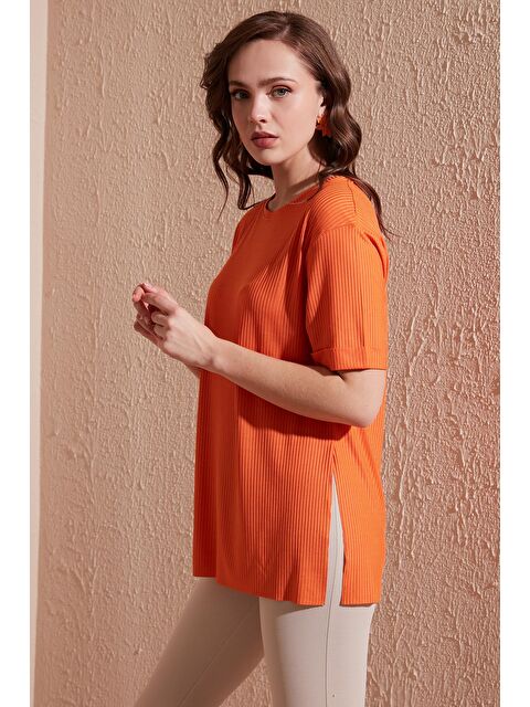 Lela Oversize Bisiklet Yaka Yırtmaç Detaylı Bluz 5863683 - S000000393-20013