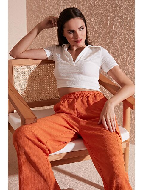 Lela Slim Fit Polo V Yaka Crop Bluz 5865035 - S000000379-19965