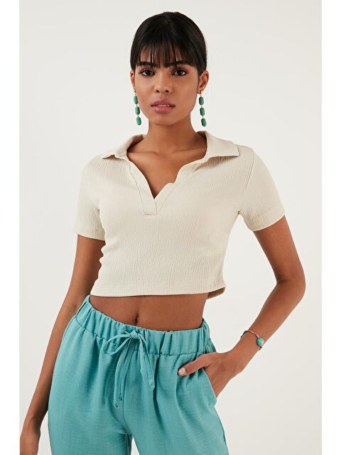 Lela Slim Fit Polo V Yaka Crop Bluz 5865035 - S000000379-20600