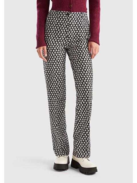 United Colors Of Benetton Kadın Lacivert Poliviskoz Çiçek Desenli Regular Fit Pantolon - S000278732-21164