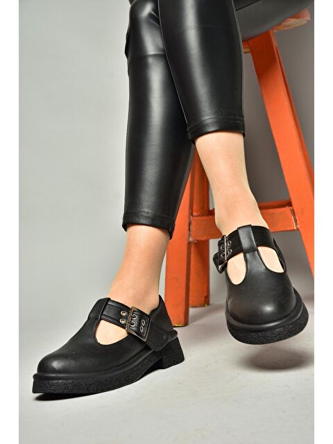 Fox Shoes S9960190 Siyah Kadın Ayakkabı