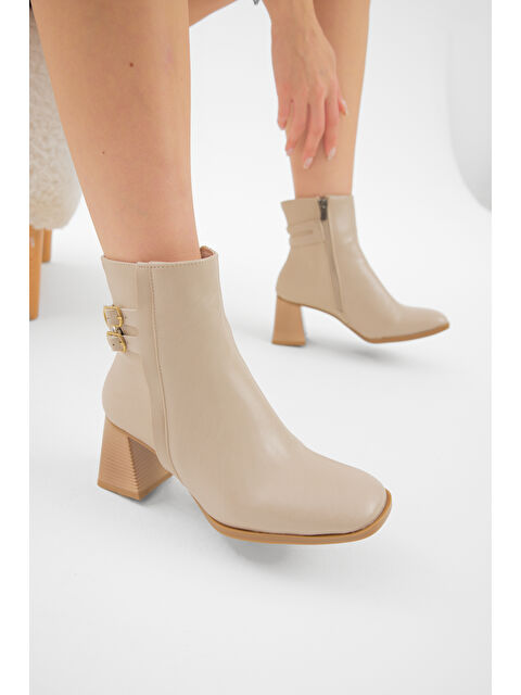 TONNY BLACK Kadın Bej TPU Taban Çift Tokalı Fermuarlı Topuklu Bot - S000493965-19928