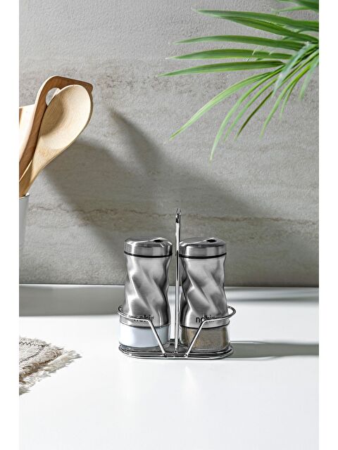 Nehir Burgulu Standlı 2 Parça Paslanmaz Çelik Baharatlık Seti - S000518601-18105