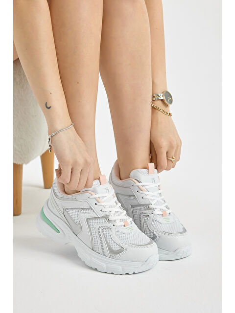 TONNY BLACK Kadın Beyaz Su Yeşili Kalın Hafif Faylon Taban File Detaylı Bağcıklı Spor Ayakkabı - S000493966-37248