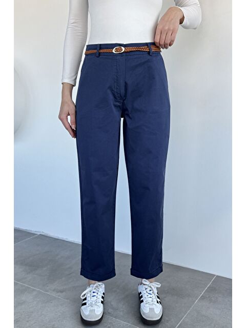 Gülseli Perry Kemerli Kadın Pantolon