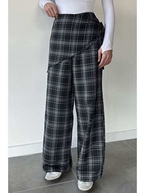 Gülseli Kadın Bel Lastikli Ekose Desenli Fularlı Pantolon