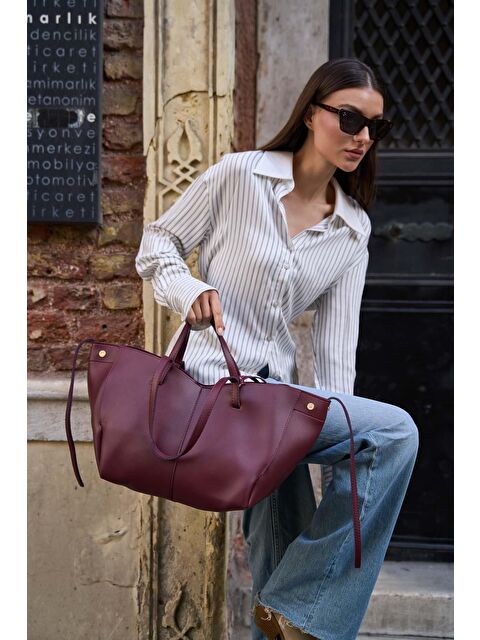 MADAMRA Deri Görünümlü Cüzdan Detaylı El Ve Omuz Çantası Bordo - S000152783-19951