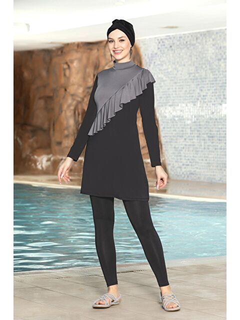 Hazelin Kadın Siyah Uzun Kollu Boneli Tam Kapalı Önü Fırfırlı Taytlı Tesettür Mayo  HZL24S-AR1262-01 - S000137523-19351