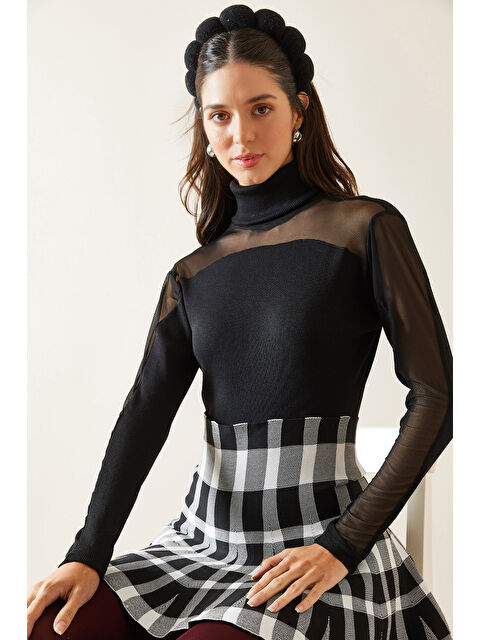 Xhan Siyah Tül Detaylı Bluz 5KXK2-49023-02 - S000293921-19351