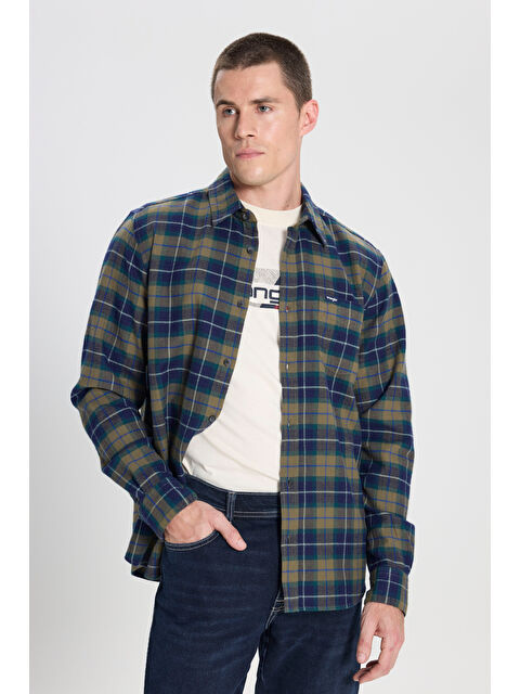 Wrangler Regular Fit Normal Kesim %100 Pamuk Zeytin Yeşil Flanel Gömlek