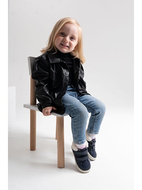 Mnpc Kız Çocuk Lacivert Hakiki Deri Suya Dayanıklı Anatomik Günlük Bot - S000447584-21164