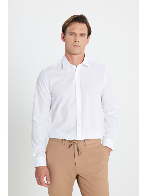 Altınyıldız Classics Erkek Beyaz Su Geçirmeyen Leke Tutmaz %100 Pamuk Slim Fit Dar Kesim Klasik Yaka Nano Gömlek - S000403452-20063