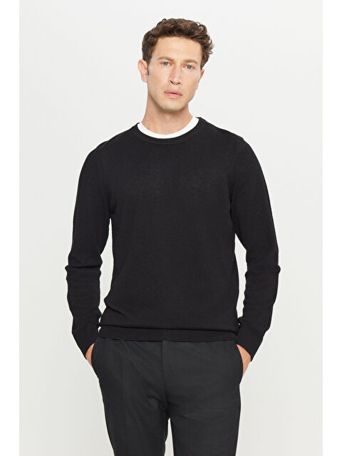 Altınyıldız Classics Erkek Siyah Pamuklu Standart Fit Normal Kesim Bisiklet Yaka Jakarlı Triko Kazak - S000442689-19351