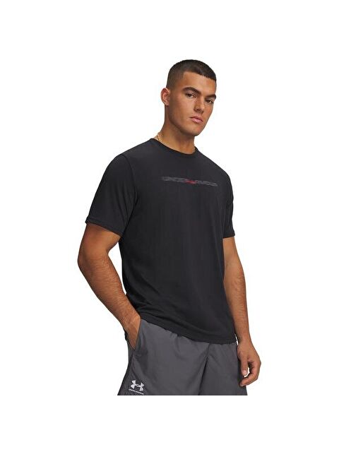 Under Armour Blur Wordmark Erkek Siyah Tişört - S000522124-19351