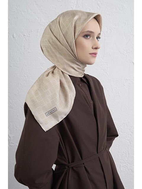 ARMİNE Geometrik Desenli Saf İpek Twill Eşarp 9438D 53 - S000500626-19928