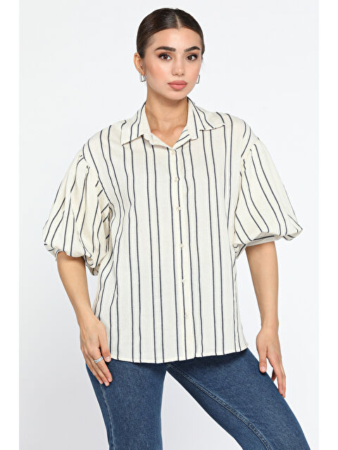 Gülseli Balon Kol Çizgi Desenli Kadın Salaş Keten Gömlek - S000299671-19966