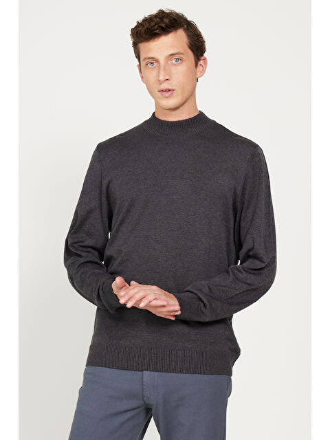Altınyıldız Classics Erkek Antrasit-Melanj Standart Fit Normal Kesim Yarım Balıkçı Yaka Pamuklu Triko Kazak - S000402497-29666