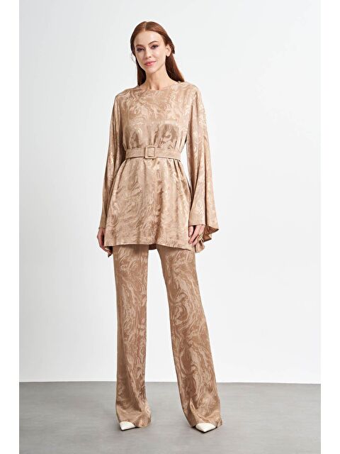 Mizalle Saten Jakarlı Bej Pantolon - S000130101-19928