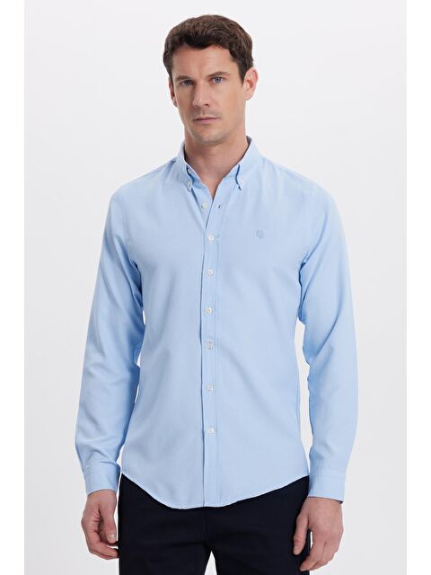 TUDORS Erkek Slim Fit Dar Kesim Düz Oxford Armalı Düğmeli Yaka Mavi Spor Gömlek - S000520120-17234