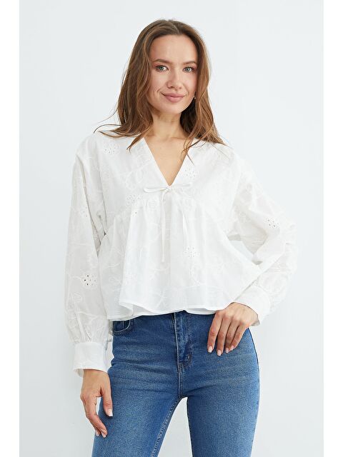 Fullamoda Brode Detaylı Bağlamalı V Yaka Bluz - S000527833-20063