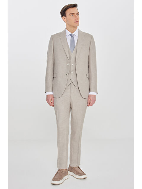 Altınyıldız Classics Erkek Bej Slim Fit Dar Kesim Kırlangıç Yaka Kapak Cepli Çizgili Takım Elbise - S000530508-19928