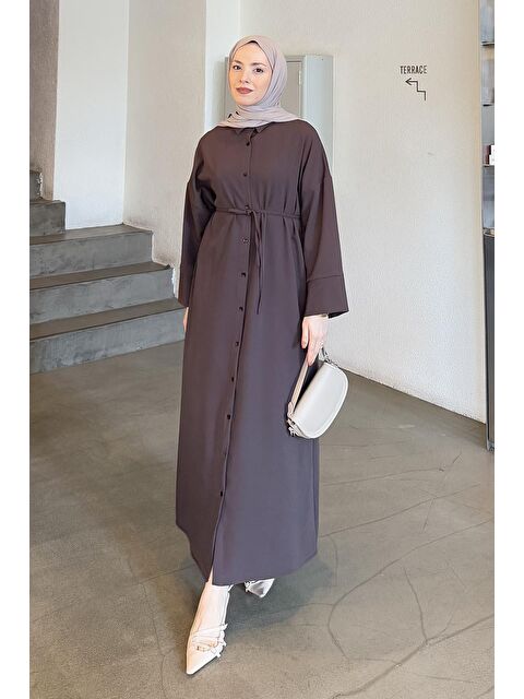 Lamelif Takma Manşet Detaylı Dabıl Tesettür Elbise Acı Kahverengi
