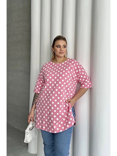 Stil Diva Büyük Beden Kısa Kollu Bisiklet Yaka Yanları Yırtmaçlı Puantiyeli Bluz 98-55 - S000350524-20024