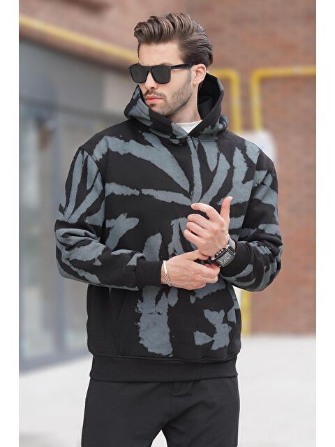 Madmext Siyah Kapüşonlu Cep Detaylı Baskılı  Erkek Hoodie 7087 - S000262065-19351